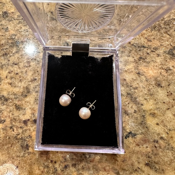 Cultured Pearl Earrings 14k - Picture 3 of 4